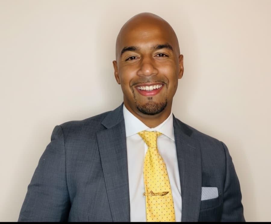 Joel Cabrera — portrait